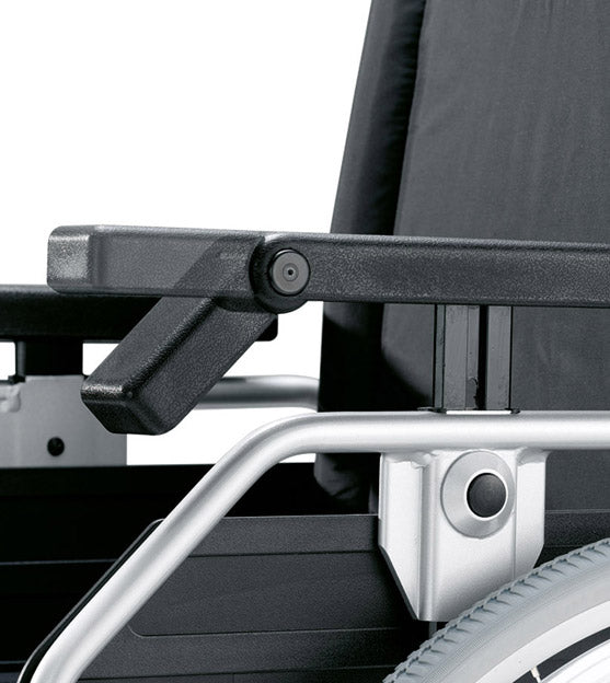 Leichtgewichtrollstuhl Pyro Light - Bischoff & Bischoff