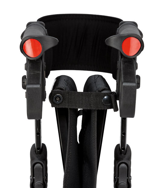 Leichtgewichtrollator Alevo Country - Design by Porsche Design Studio x Bischoff & Bischoff